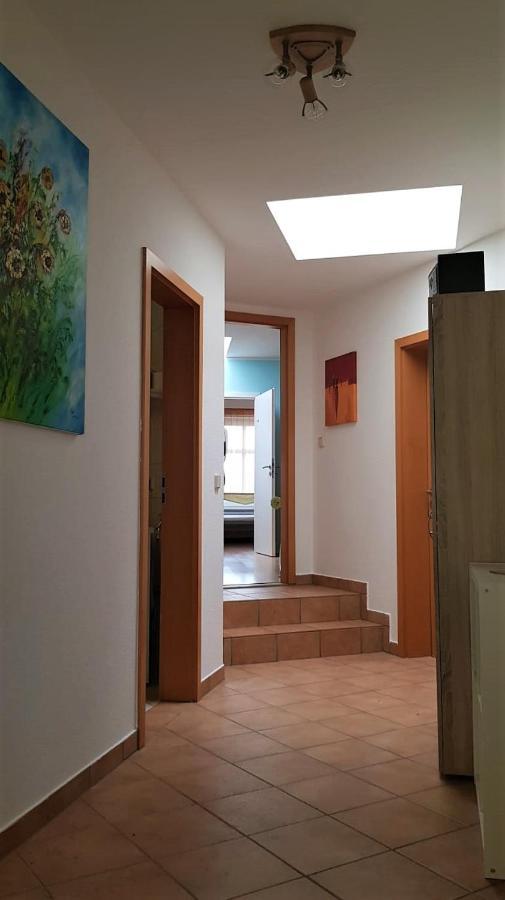 Gaestewohnung 4-Raum Wohnung Fuer 2-8 Personen Zwickau Extérieur photo